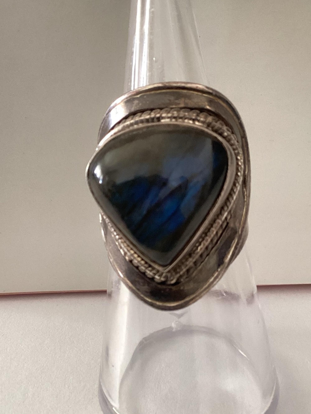 Vintage hand crafted 925 Sterling Labrodite ring